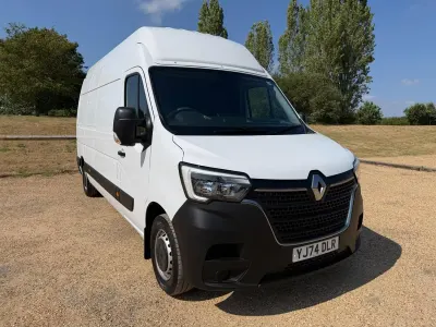 Used Renault Master 2025 White MPV