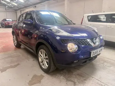 Usado Nissan Juke Acenta 110 HP (80 kW) 2015 Azul SUV