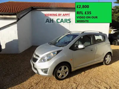 Used Chevrolet Spark LT 81 HP (59 kW) 2011 Silver Hatchback