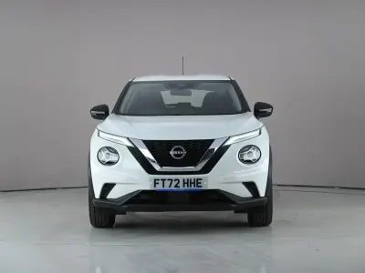 Used Nissan Juke Acenta 114 HP (83 kW) 2023 White SUV