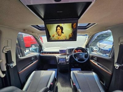 Używany Nissan Elgrand