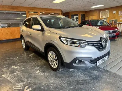 Used Renault Kadjar Dynamique 110 HP (80 kW) 2016 Silver SUV