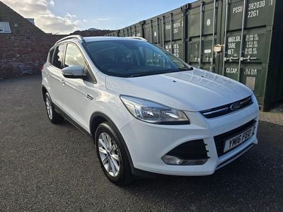Used Ford Kuga Titanium 150 HP (110 kW) 2016 White SUV