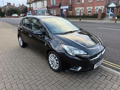 Second-hand Vauxhall Corsa 2015 Negru Hatchback