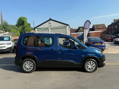 Used Peugeot Rifter Active 130 HP (95 kW) 2019 Blue MPV