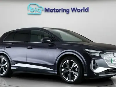 Used Audi Q4 e-tron S-Line 150 kW (204 HP) 2022 Mauve/purple SUV