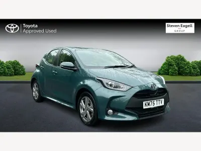 New Toyota Yaris Hybrid 2025 Green Hatchback