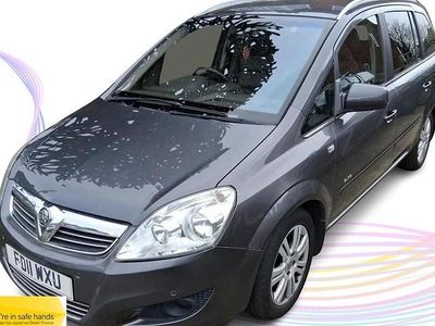 Second-hand Vauxhall Zafira Elite 110 CP (80 kW) 2011 Gri Monovolum