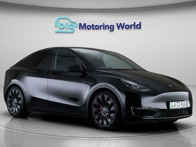 Black Used 2022 Tesla Model Y Performance SUV | £29,200 (Fair price)