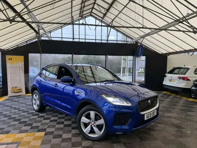Używany Jaguar E-Pace R-Dynamic 180 KM (132 kW) 2019 Niebieski SUV
