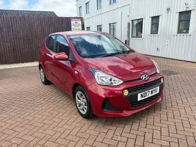 Used Hyundai i10 SE 87 HP (63 kW) 2017 Red Hatchback