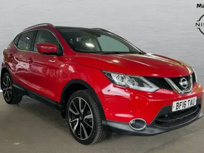 Used Nissan Qashqai Tekna 130 HP (95 kW) 2016 Red SUV