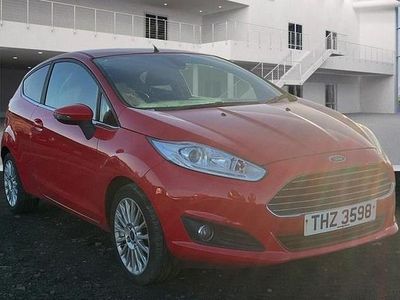 Red Used 2015 Ford Fiesta Titanium Hatchback | £6,795 (Good price)