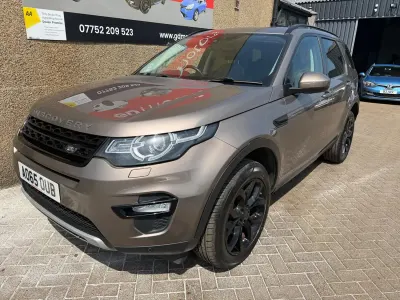 Used Land Rover Discovery Sport HSE 180 HP (132 kW) 2015 Brown SUV