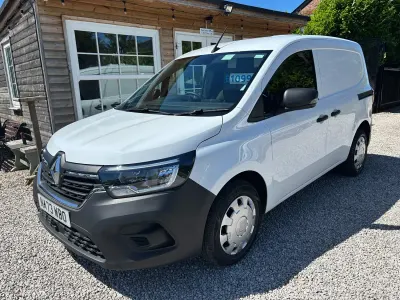 Used Renault Kangoo 2023 White MPV
