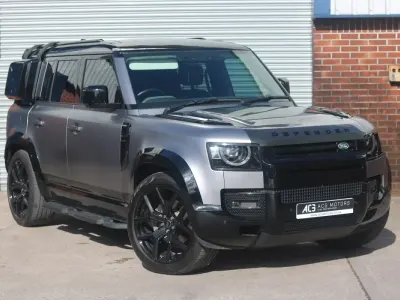 Używany Land Rover Defender HSE 2023 Szary SUV