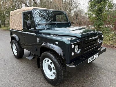 Aintree green Used 2015 Land Rover Defender | £28,495 (Fair price)