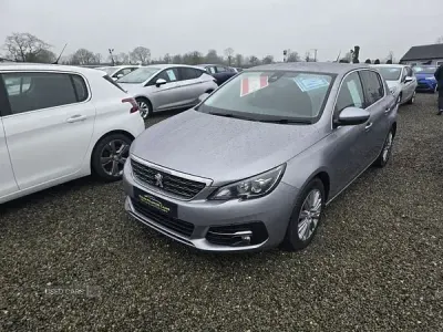 Used Peugeot 308 Allure 130 HP (95 kW) 2021 Grey Hatchback