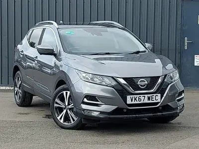 Used Nissan Qashqai N-Connecta 130 HP (95 kW) 2017 Grey SUV