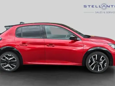 Used Peugeot 208 GT 108 HP (79 kW) 2025 Red Hatchback
