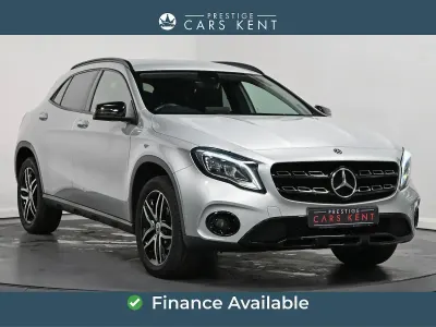 Used Mercedes GLA180 Urban 122 HP (89 kW) 2019 Silver SUV
