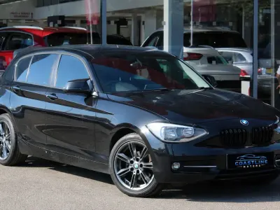 Used BMW 114 Sport Line 2013 Black Hatchback