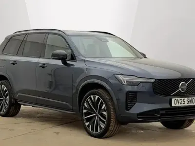 Used Volvo XC90 Plus 250 HP (183 kW) 2025 SUV