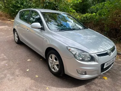 Used Hyundai i30 Comfort 109 HP (80 kW) 2009 Silver Hatchback