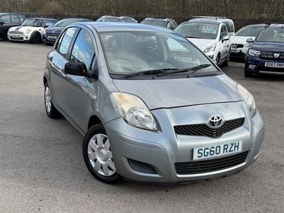 Used Toyota Yaris T2 69 HP (50 kW) 2010 Silver Hatchback