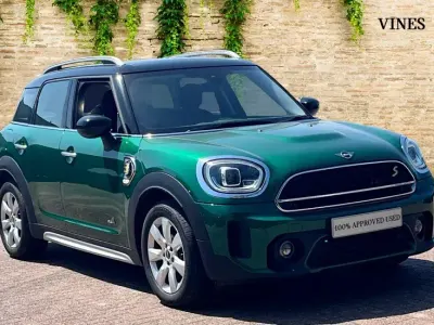 Used Mini Cooper S Countryman Classic 219 HP (161 kW) 2022 Green SUV