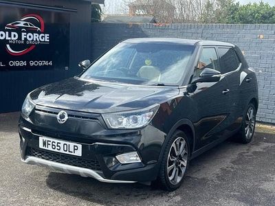 Used Ssangyong (KGM) Tivoli 115 HP (84 kW) 2015 Black SUV
