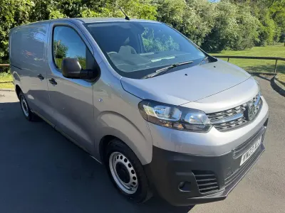 Used Vauxhall Vivaro S 100 HP (73 kW) 2023 Grey MPV