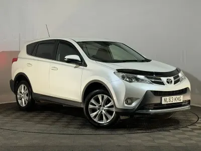 Used Toyota RAV4 150 HP (110 kW) 2013 White SUV