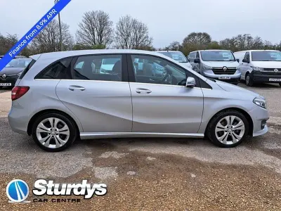 Usado Mercedes B200 2017 Prateado Monovolume