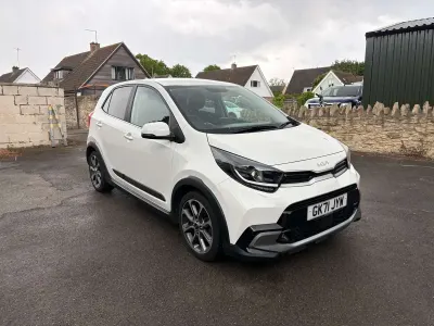 Used Kia Picanto X-Line 66 HP (48 kW) 2021 White Hatchback