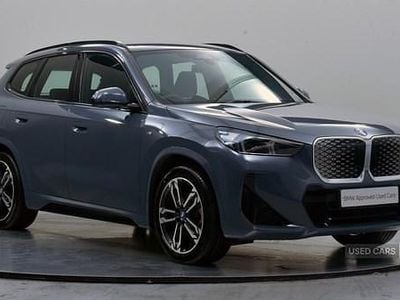 BMW iX1