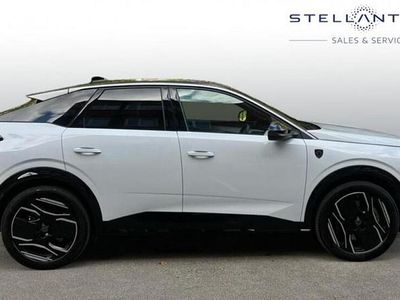 White Used 2024 Peugeot e-3008 GT SUV | £24,776 (Fair price)