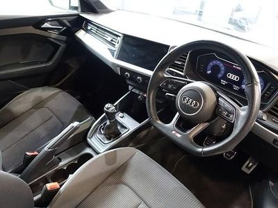 Used Audi A1 Sportback S-Line 95 HP (69 kW) 2020 White Hatchback