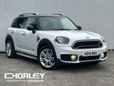 Used Mini Cooper Countryman Exclusive 224 HP (164 kW) 2019 White SUV