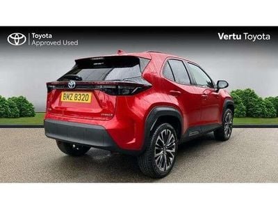 Used Toyota Yaris Cross 113 HP (83 kW) 2023 Red SUV