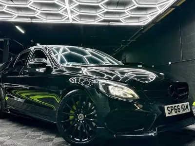 Usado Mercedes C250 AMG line 204 HP (150 kW) 2016 Preto Sedan