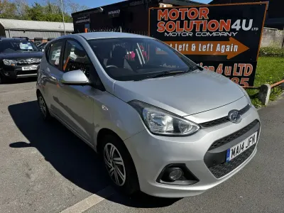 Used Hyundai i10 SE 67 HP (49 kW) 2014 Silver Hatchback