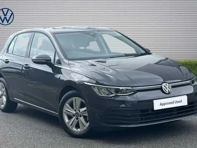Used VW Golf VIII Life 128 HP (94 kW) 2024 Grey Hatchback