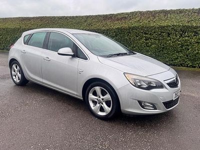 Used Vauxhall Astra SRi 165 HP (121 kW) 2012 Silver Hatchback