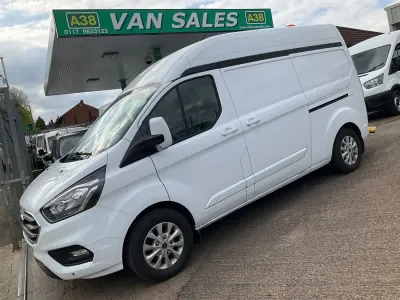 Usado Ford Transit Custom Limited 130 CV (95 kW) 2019 Blanco Van