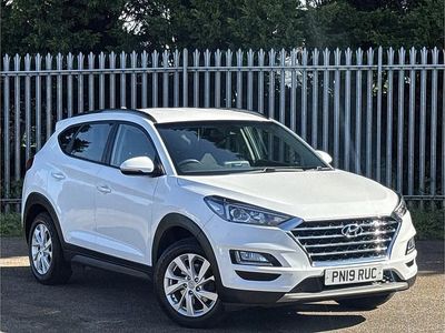 White Used 2019 Hyundai Tucson SE SUV | £10,745 (Fair price)