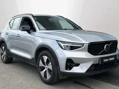 Used Volvo XC40 Plus 211 HP (155 kW) 2023 Silver SUV
