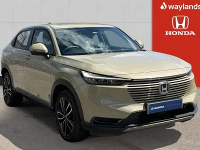Used Honda HR-V Elegance 131 HP (96 kW) 2023 Beige SUV