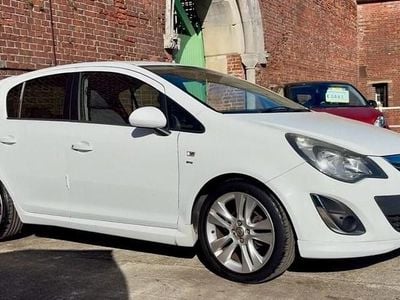 Second-hand Vauxhall Corsa 100 CP (73 kW) 2013 Alb Hatchback
