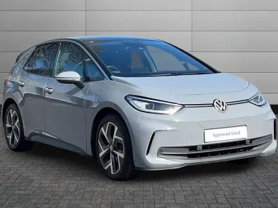 Used VW ID.3 Pro 150 kW (204 HP) 2023 Moonstone grey with black roof Hatchback